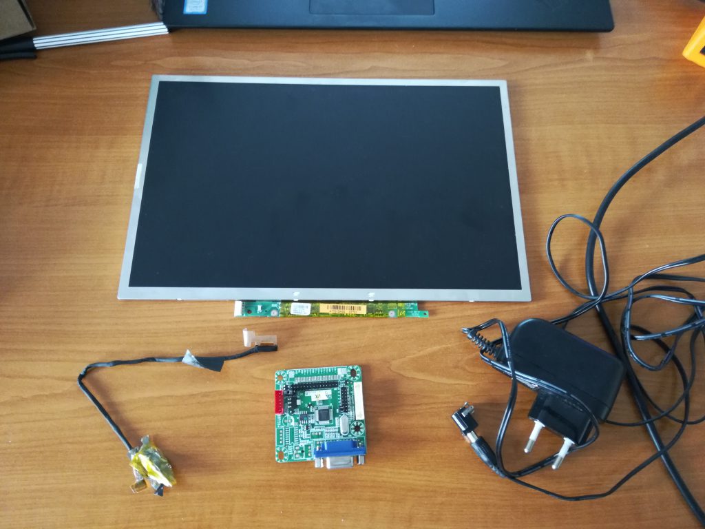 Verschuiving Uitrusting Laboratorium Je eigen display maken met oude laptop scherm. – DJO Amersfoort